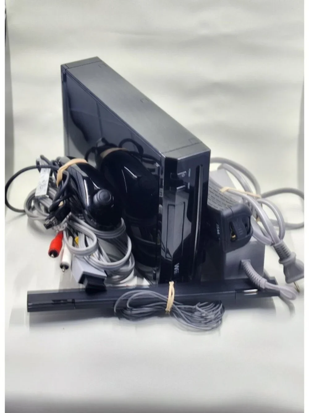 Nintendo Wii Console Black RVL-101 with Cables & Controller